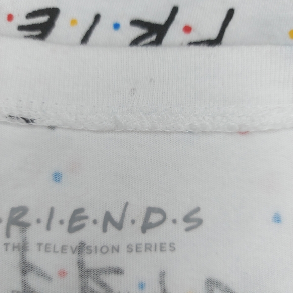 Friends Logo Cropped White T-shirt Sz Small - Picture 10 of 10